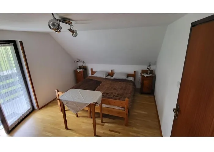 Pocitniska Hisa Pr Puc Prázdninový dům Mojstrana